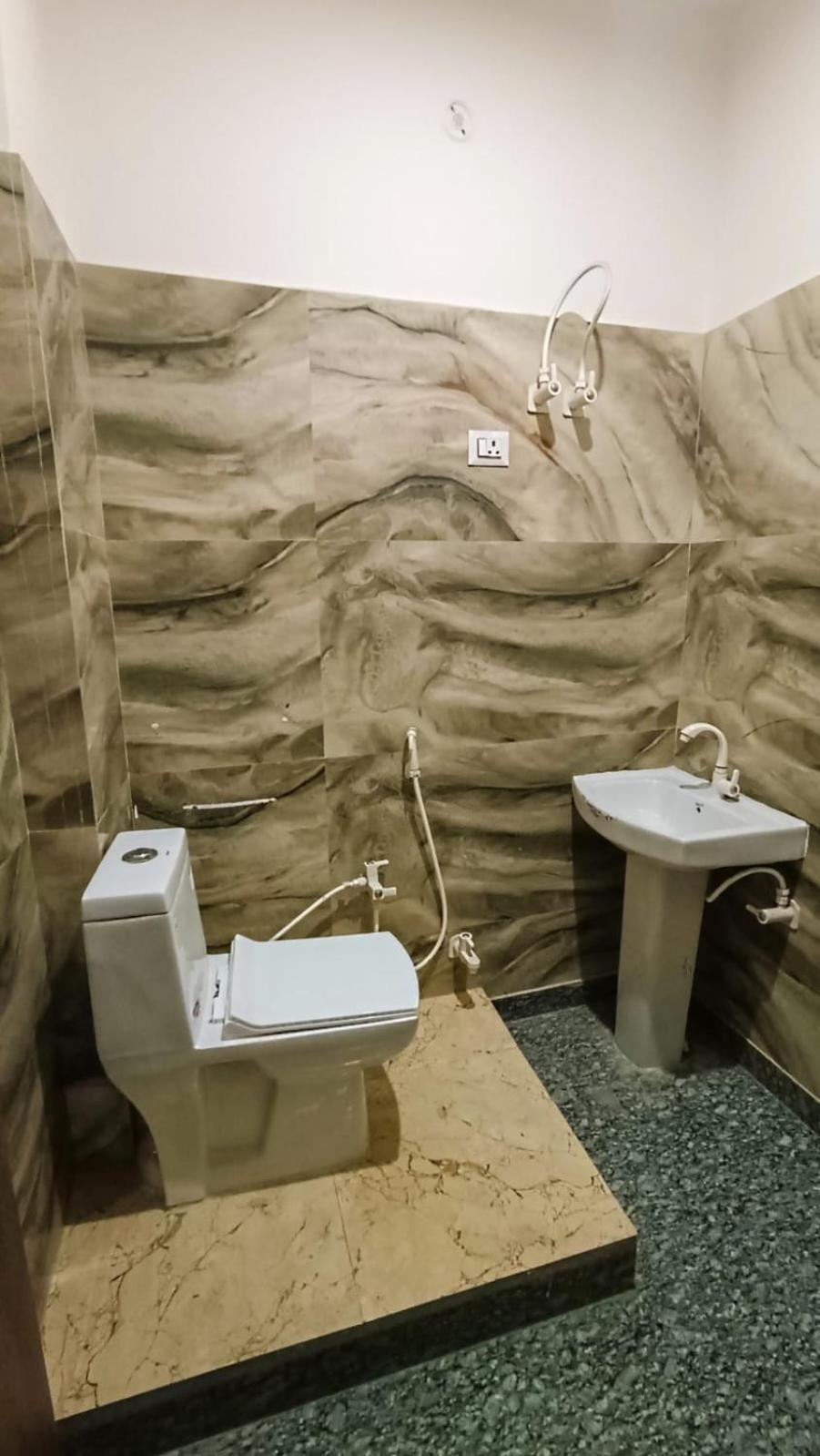 Hotel Town Grand Агра Экстерьер фото